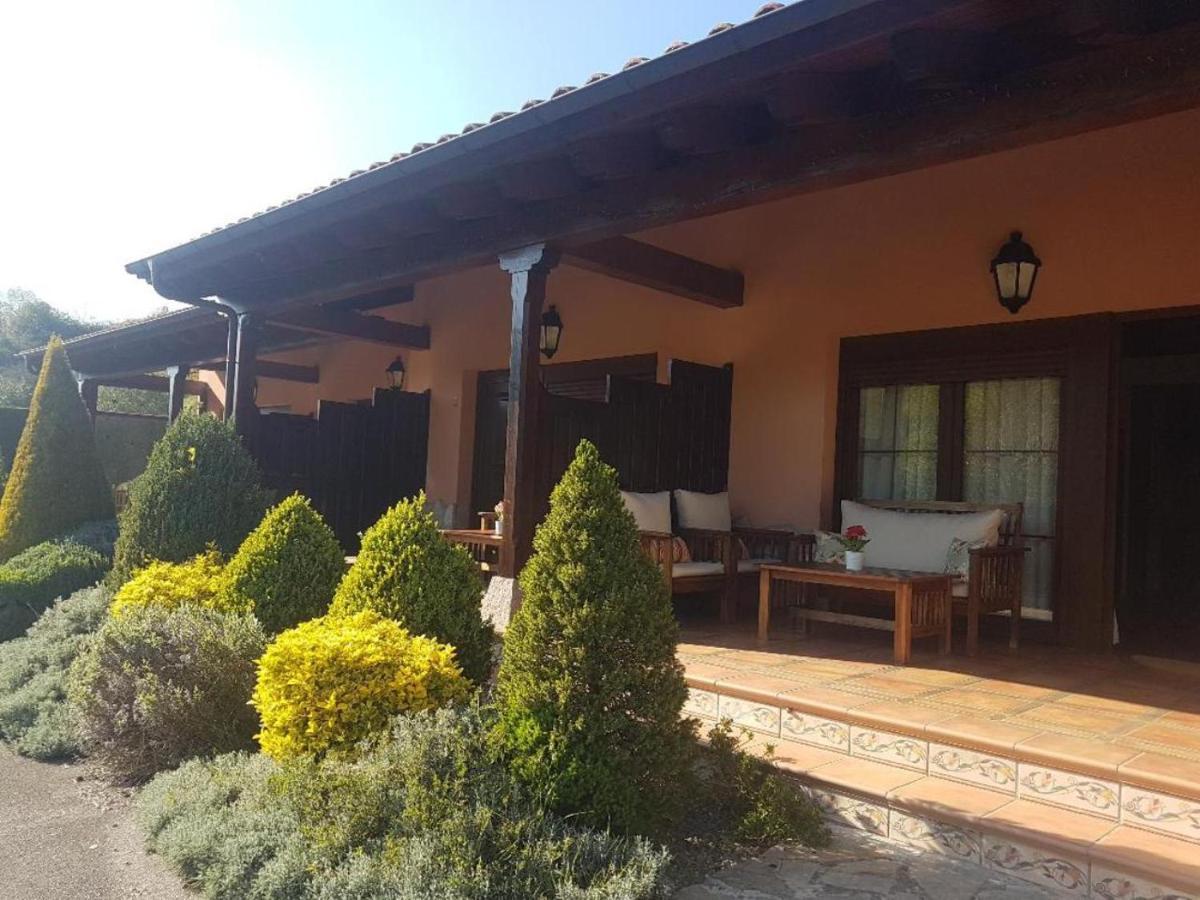 Apartamentos El Pedrayu Ονίς Εξωτερικό φωτογραφία